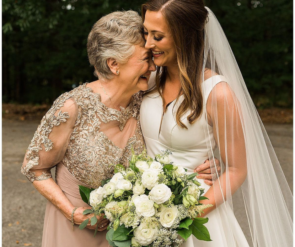 mother of the groom over 50s