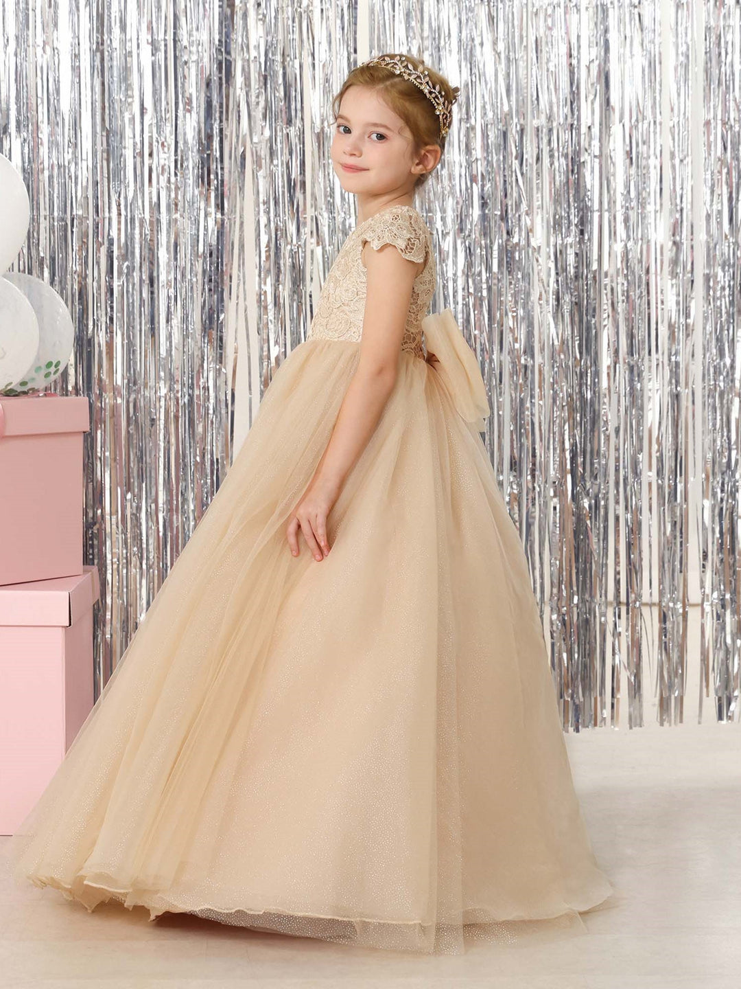Ball-Gown Tulle  Short Sleeves Scoop Neck Floor-Length Flower Girl Dresses