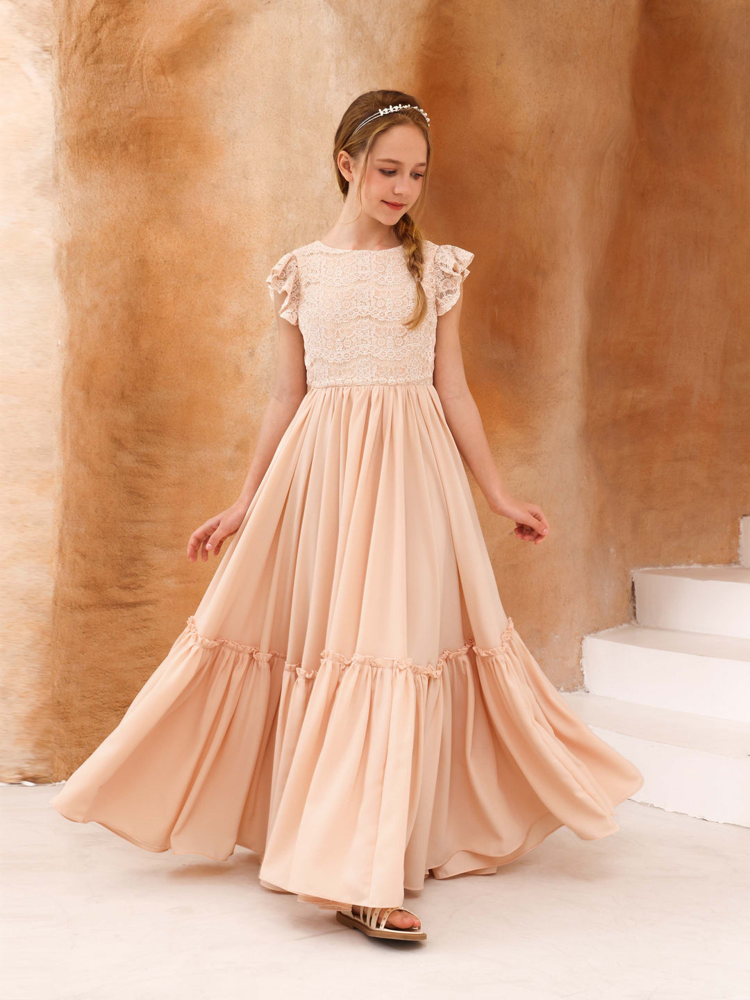 A-Line/Princess Lace Short Sleeves Scoop Neck Floor-Length Flower Girl Dresses