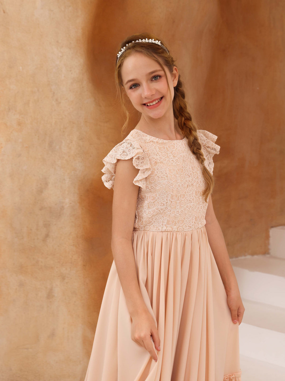 A-Line/Princess Lace Short Sleeves Scoop Neck Floor-Length Flower Girl Dresses