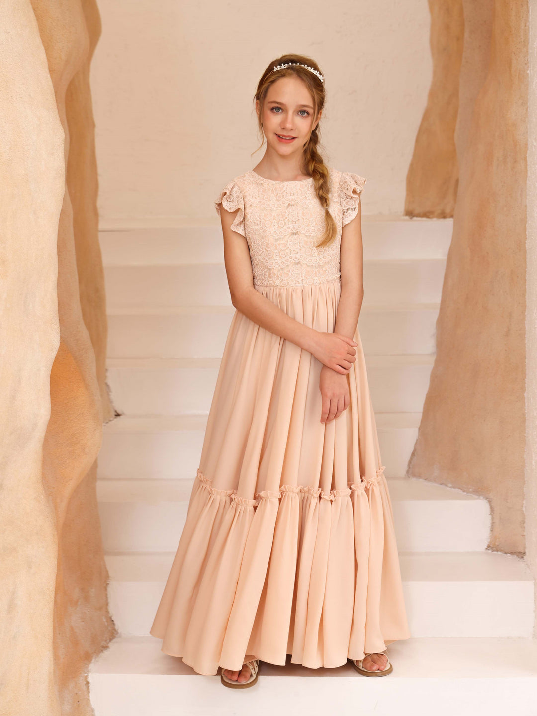A-Line/Princess Lace Short Sleeves Scoop Neck Floor-Length Flower Girl Dresses