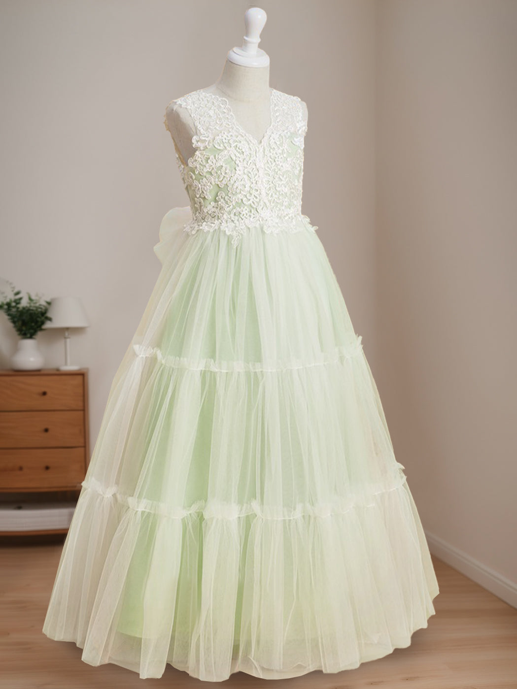 Ball-Gown V-Neck Sleeveless Floor-Length Flower Girl Dress With Lace