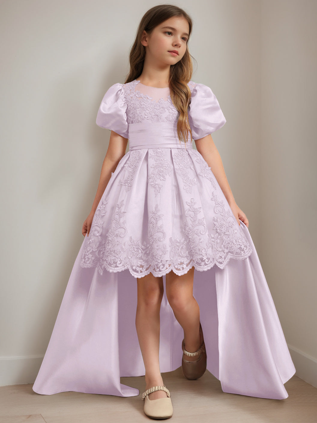 Ball-Gown Scoop Neck Short Sleeves Knee-Length Flower Girl Dress with Appliques