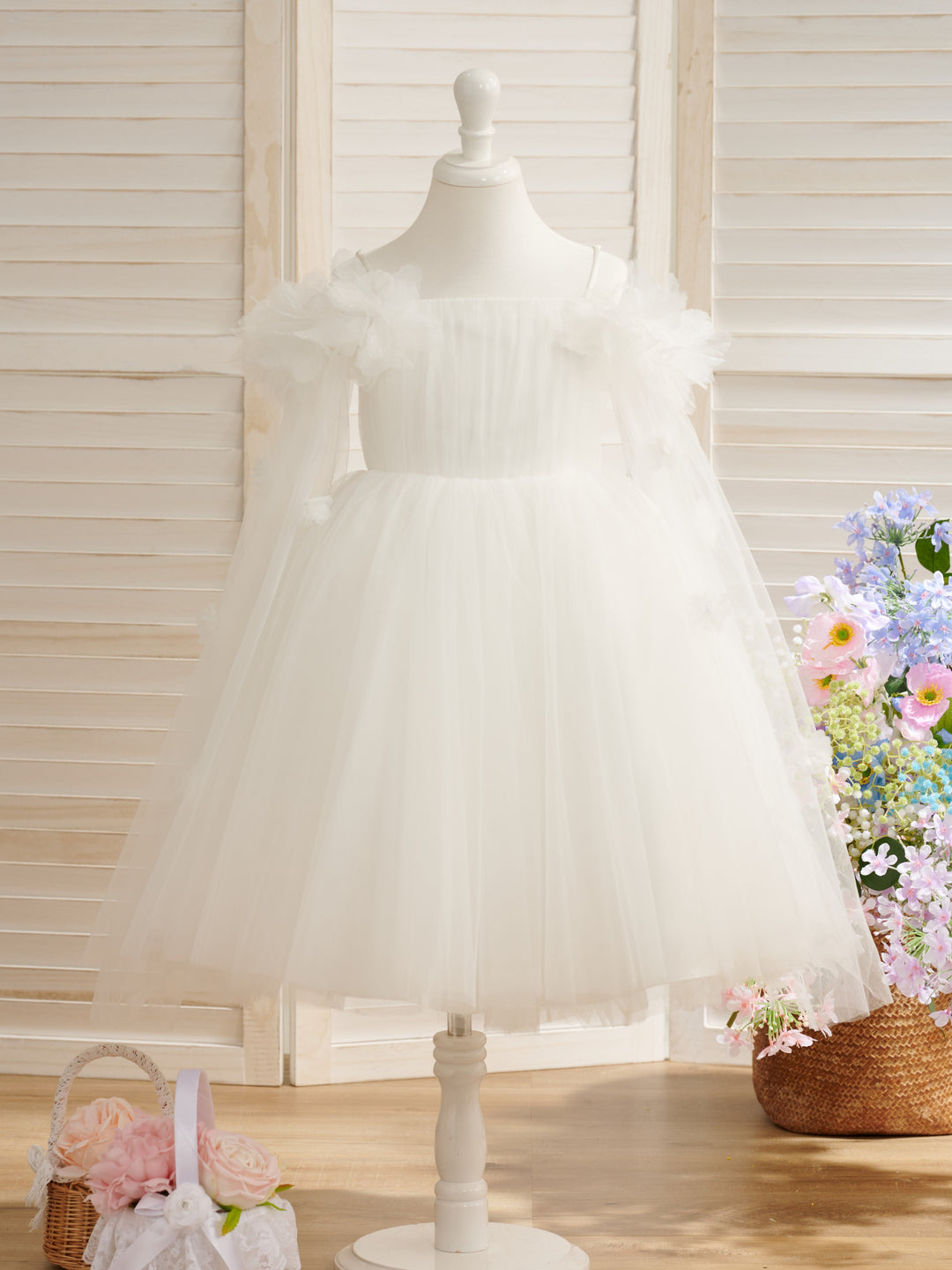 Ball-Gown/Princess Satin Tulle Tea-length Ivory Flower Girl Dress - Mondressy Ball-Gown/Princess Satin Tulle Tea-length Ivory Flower Girl Dress - Mondressy