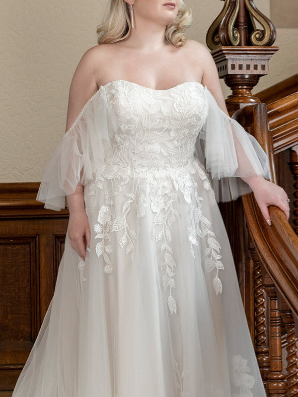 Plus Size Bridal Dresses 2026 Off-The-Shoulder Appliques for Women Ball Gown A-Line Sleeveless Long Tulle Formal Wedding Gowns, Ivory