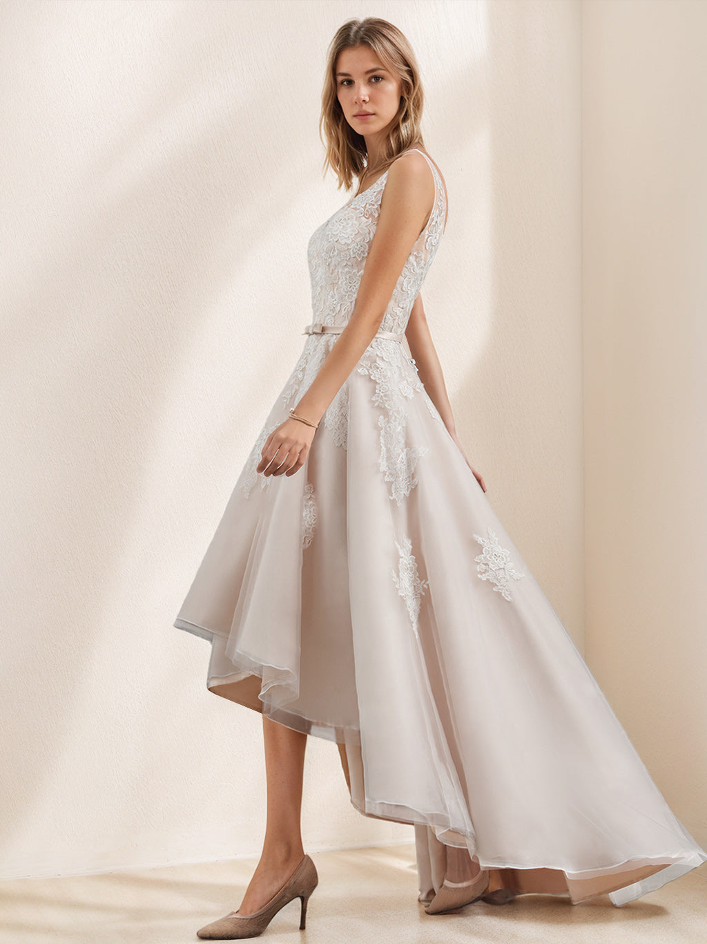 A-Line/Princess V-Neck Sleeveless Asymmetrical Wedding Dress With Appl - Mondressy A-Line/Princess V-Neck Sleeveless Asymmetrical Wedding Dress With Appl - Mondressy