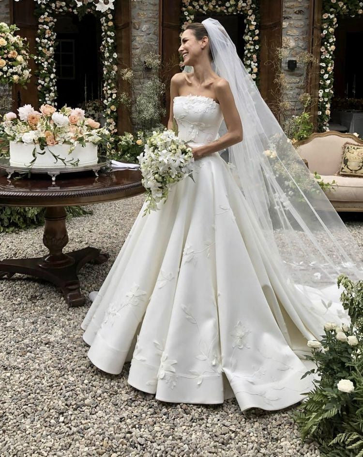 What Black Wedding Dresses Symbolize: Strength, Individuality & Modern Elegance - Mondressy What Black Wedding Dresses Symbolize: Strength, Individuality & Modern Elegance - Mondressy