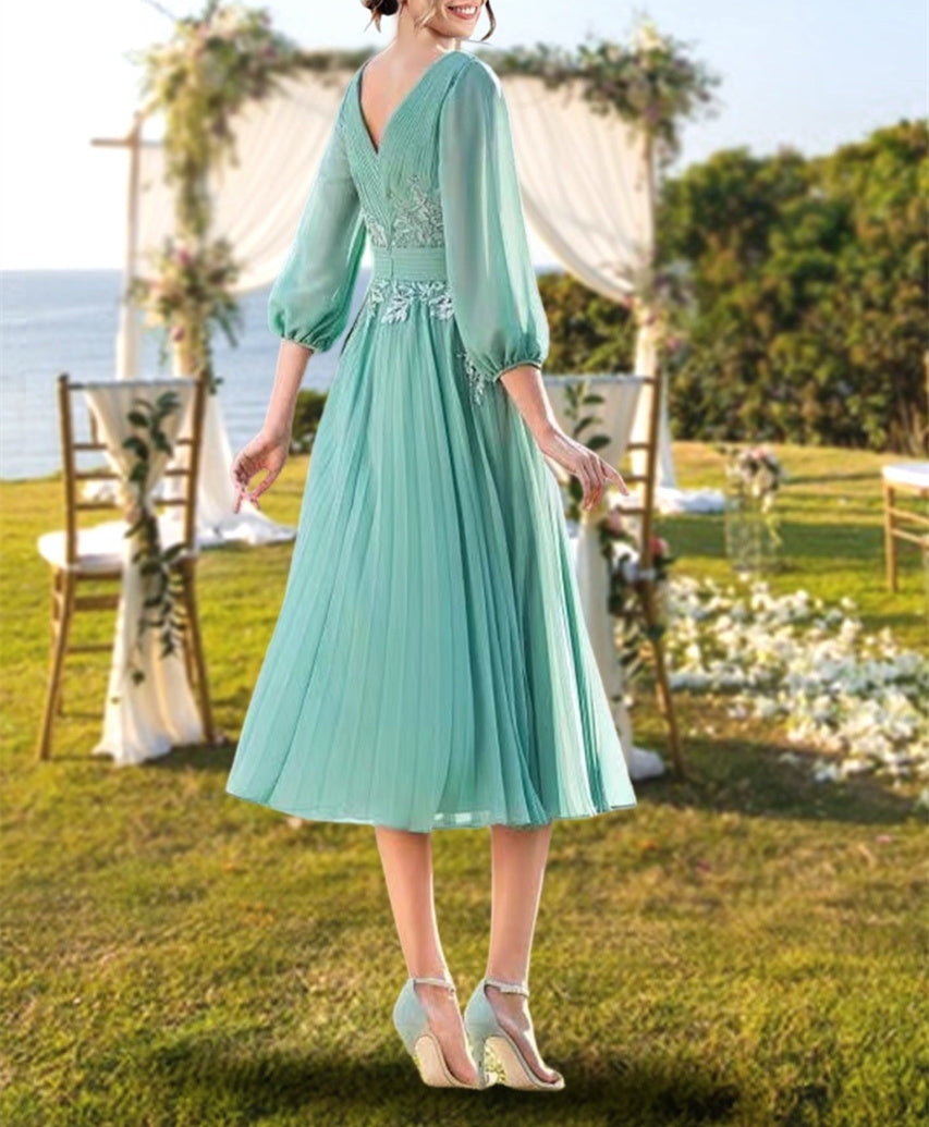 2026 Mother Of The Bride Dresses Women's A-Line/Princess V-Neck Knee-Length Formal Evening Gowns Lace Ruffle Embroidery Bridal's Mother Dress, Spa