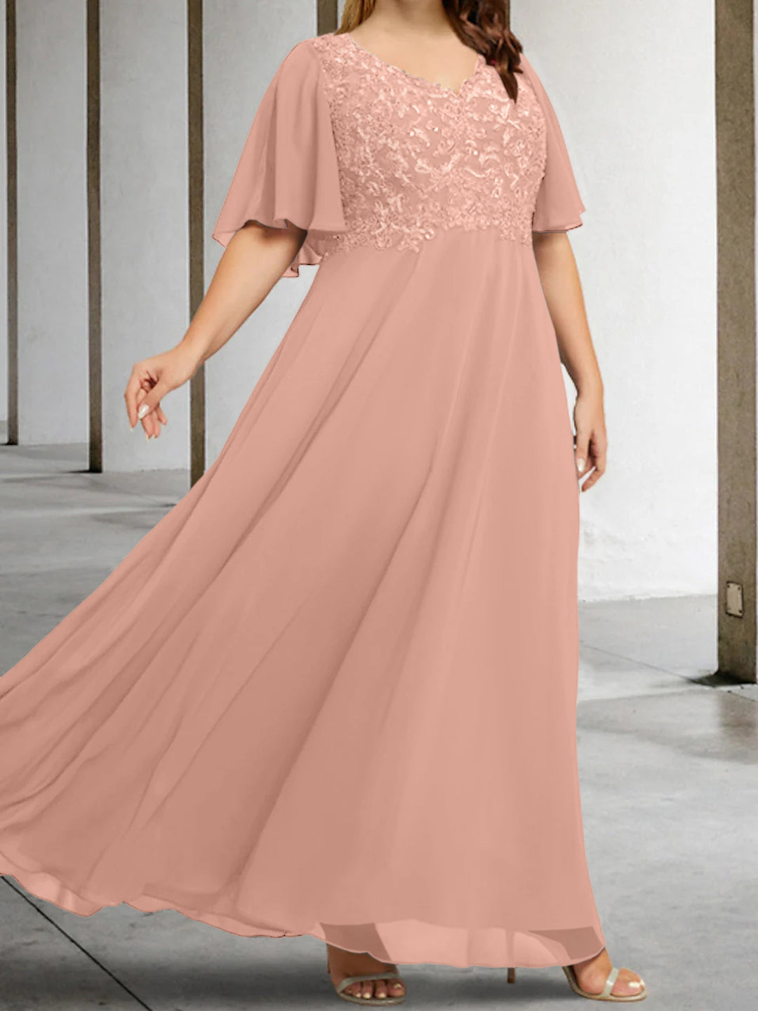 A-Line/Princess V-Neck Half Sleeves Floor-Length Mother of the Bride Dresses with Applique