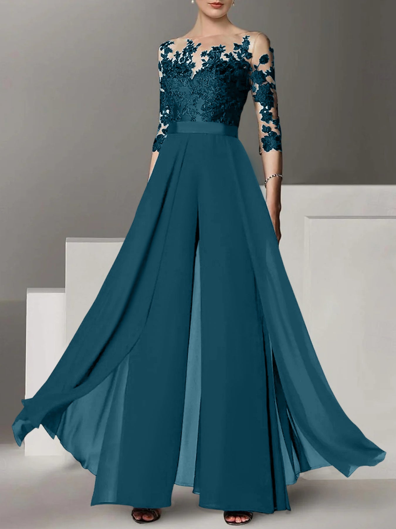 A-Line/Princess Jewel Neck 3/4 Length Sleeves Floor-Length Mother of the Bride Jumpsuits with Applique