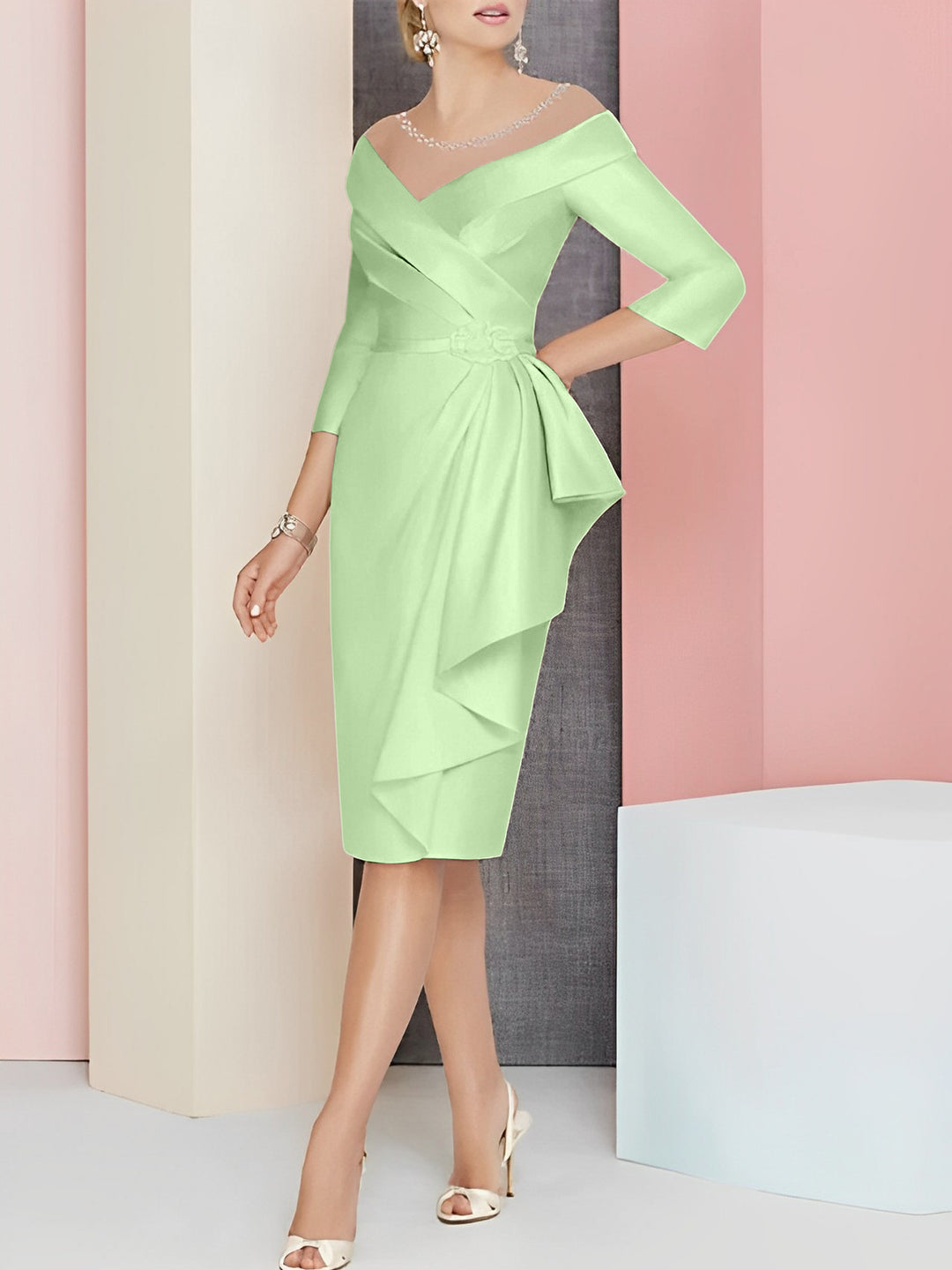 Sheath/Column V-Neck Knee-Length Mother of the Bride Dresses - Mondressy Sheath/Column V-Neck Knee-Length Mother of the Bride Dresses - Mondressy