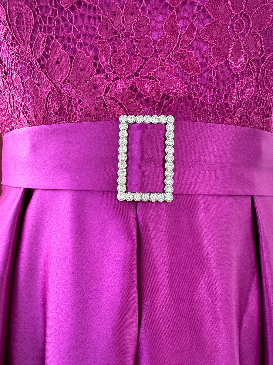 A-Line/Princess Short Sleeves Asymmetrical Mother of the Bride Dresses with Pleats