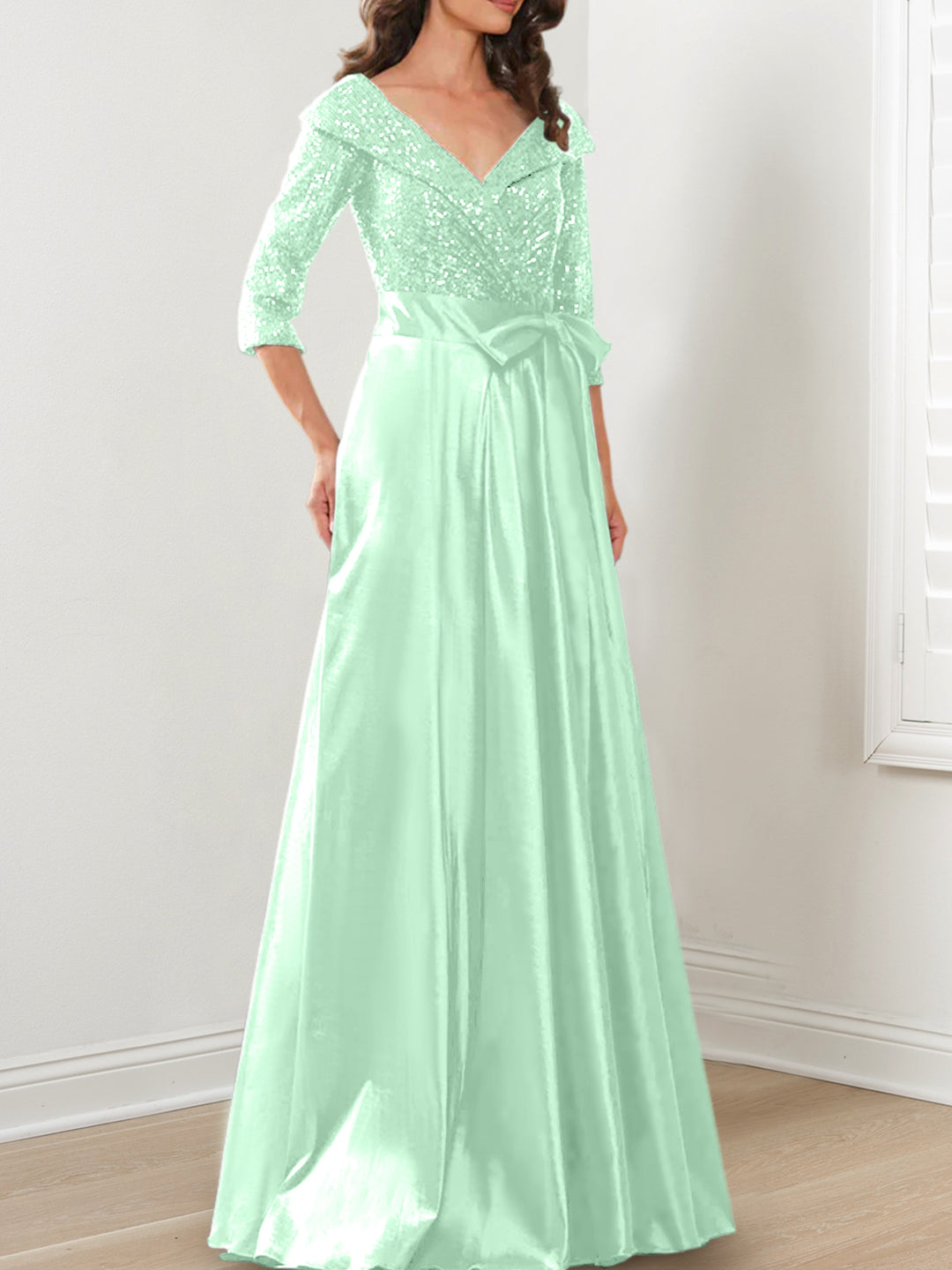 A-Line/Princess V-Neck Floor-Length Mother of the Bride Dresses