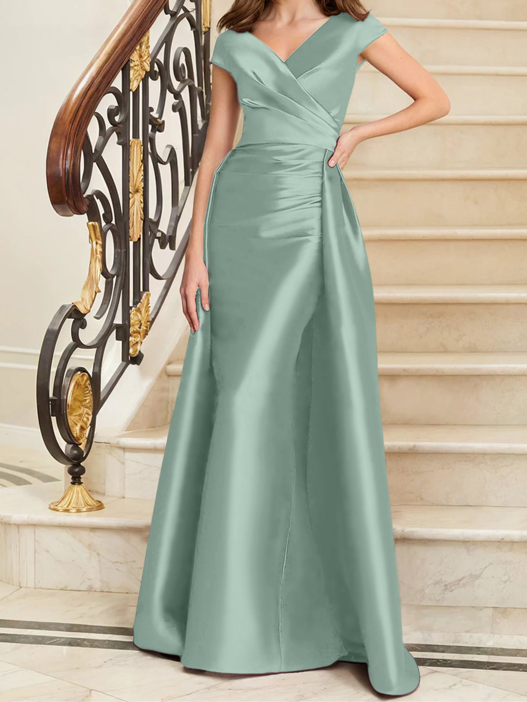 Sheath/Column V-Neck Sleeveless Satin Mother Of The Bride Dresses