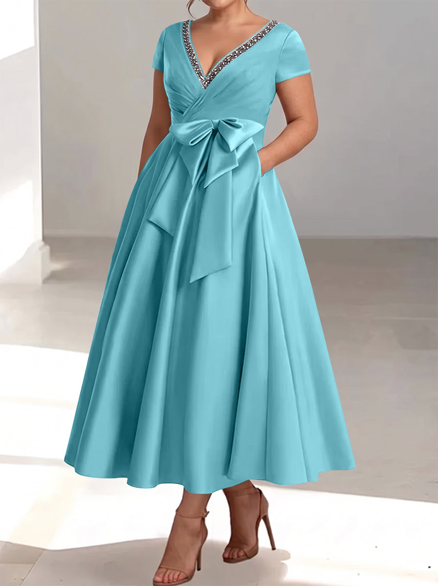 A-Line/Princess V-Neck Plus Size Mother of the Bride Dresses with Pockets & Ruffles
