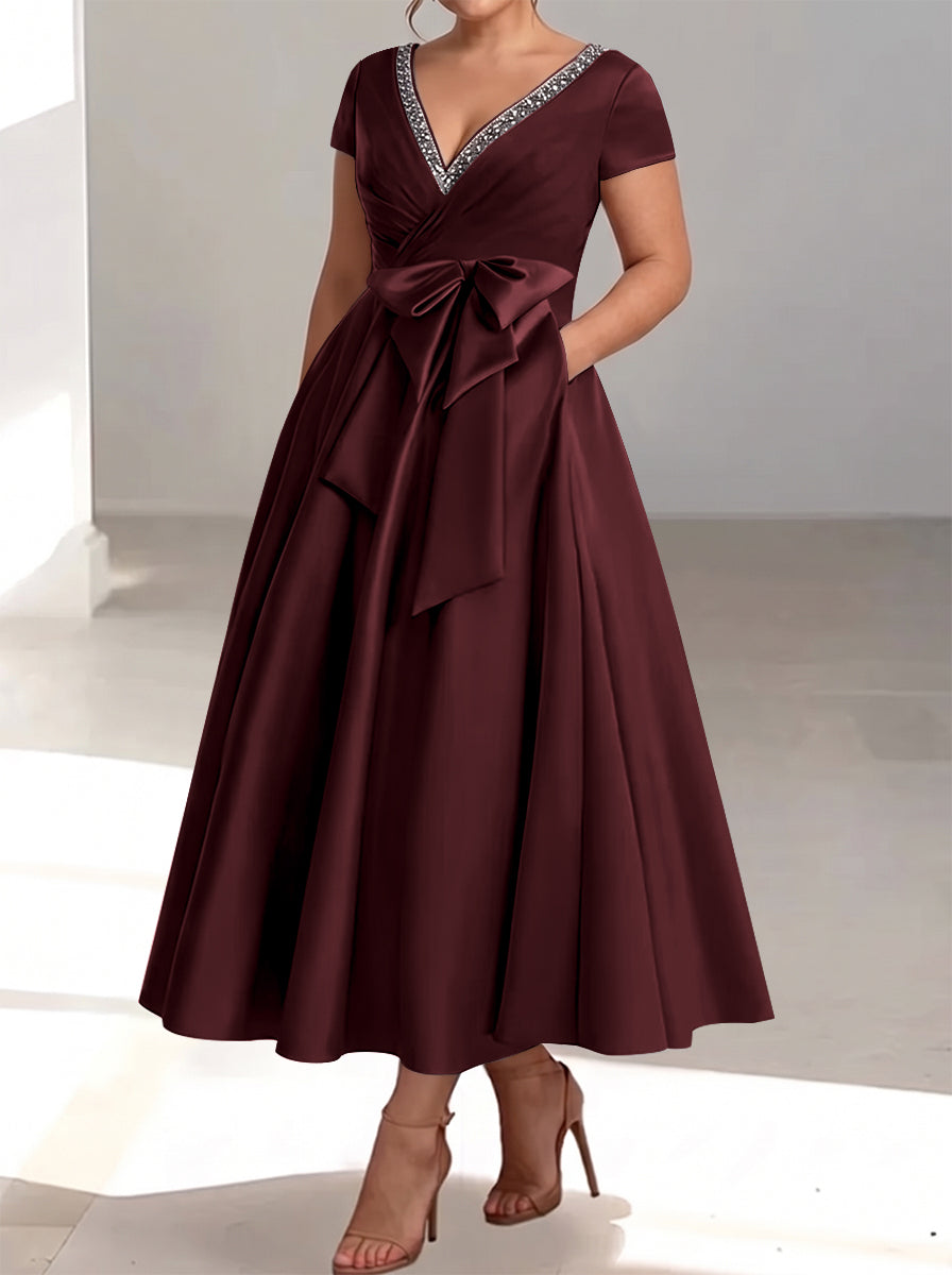 A-Line/Princess V-Neck Plus Size Mother of the Bride Dresses with Pockets & Ruffles