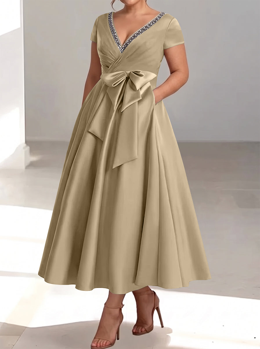 A-Line/Princess V-Neck Plus Size Mother of the Bride Dresses with Pockets & Ruffles