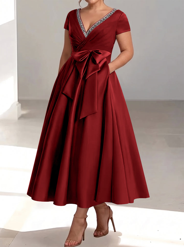 A-Line/Princess V-Neck Plus Size Mother of the Bride Dresses with Pockets & Ruffles