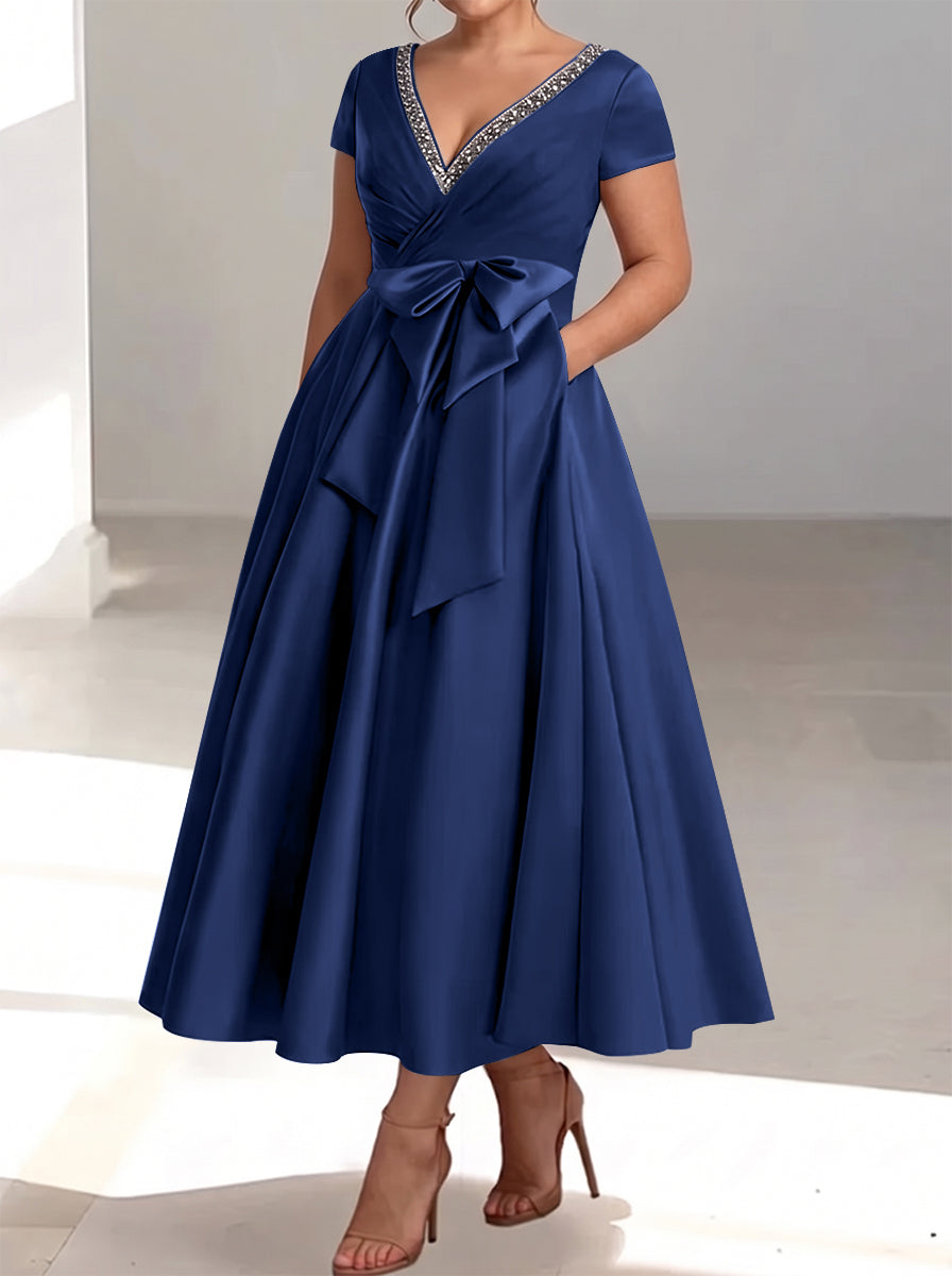 A-Line/Princess V-Neck Plus Size Mother of the Bride Dresses with Pockets & Ruffles