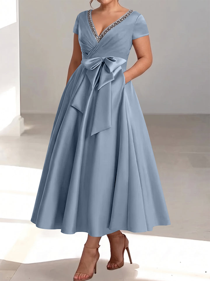 A-Line/Princess V-Neck Plus Size Mother of the Bride Dresses with Pockets & Ruffles