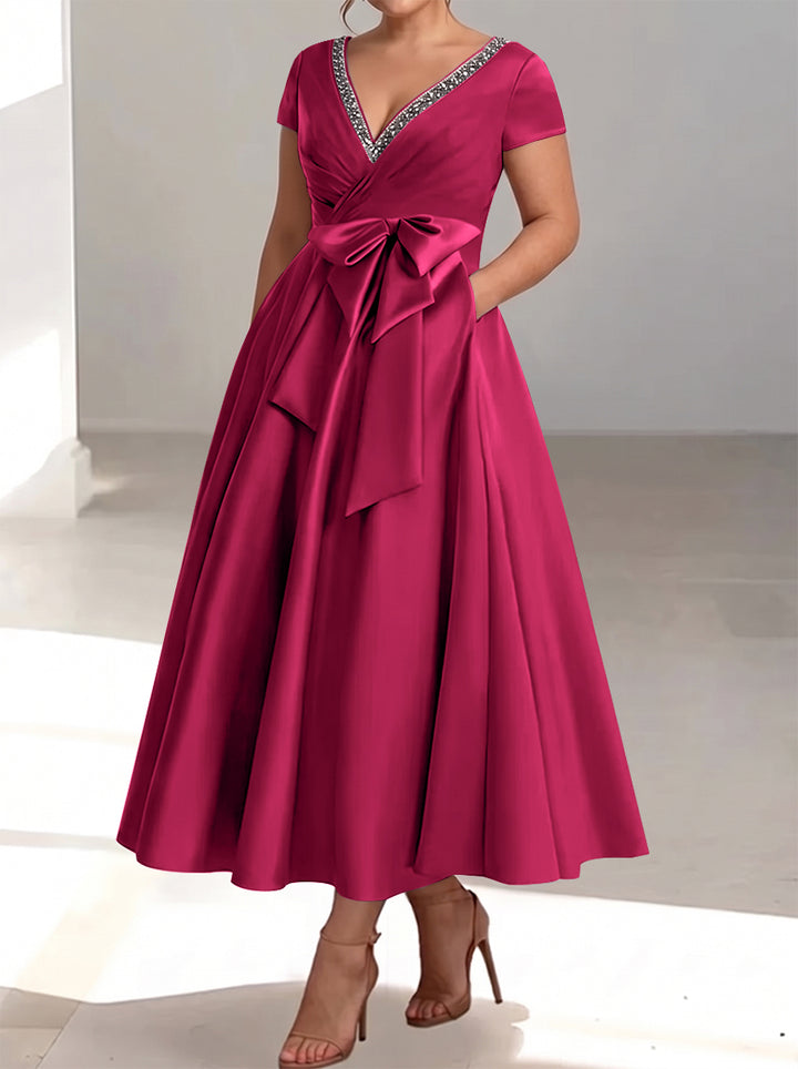 A-Line/Princess V-Neck Plus Size Mother of the Bride Dresses with Pockets & Ruffles