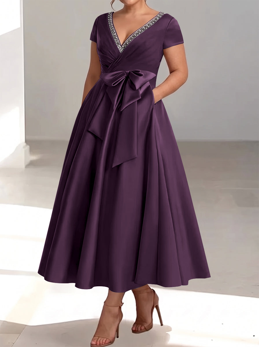 A-Line/Princess V-Neck Plus Size Mother of the Bride Dresses with Pockets & Ruffles
