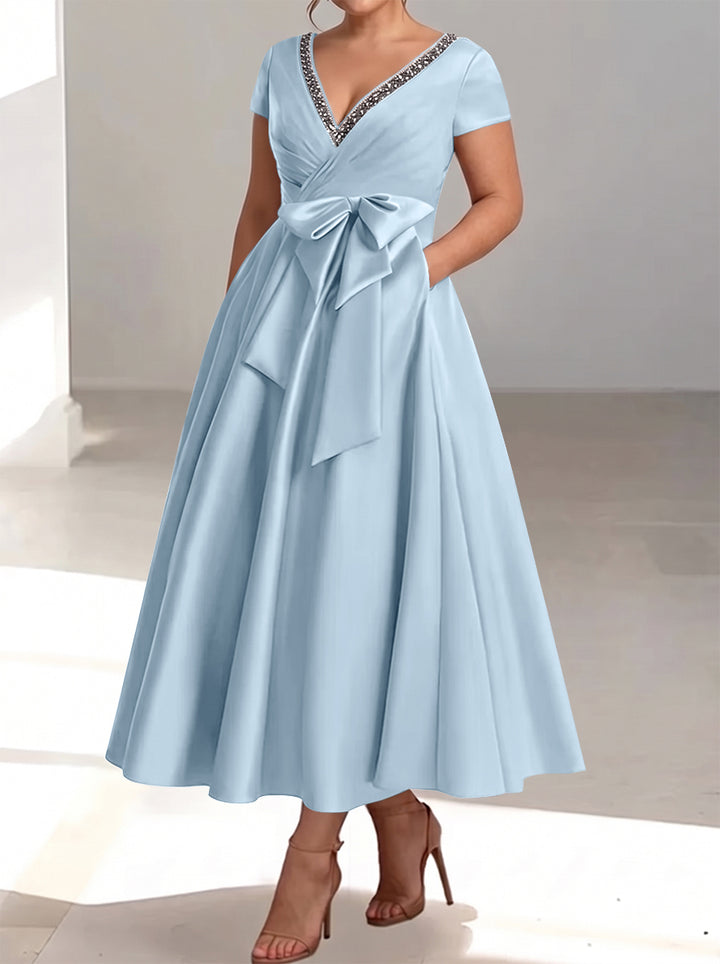 A-Line/Princess V-Neck Plus Size Mother of the Bride Dresses with Pockets & Ruffles