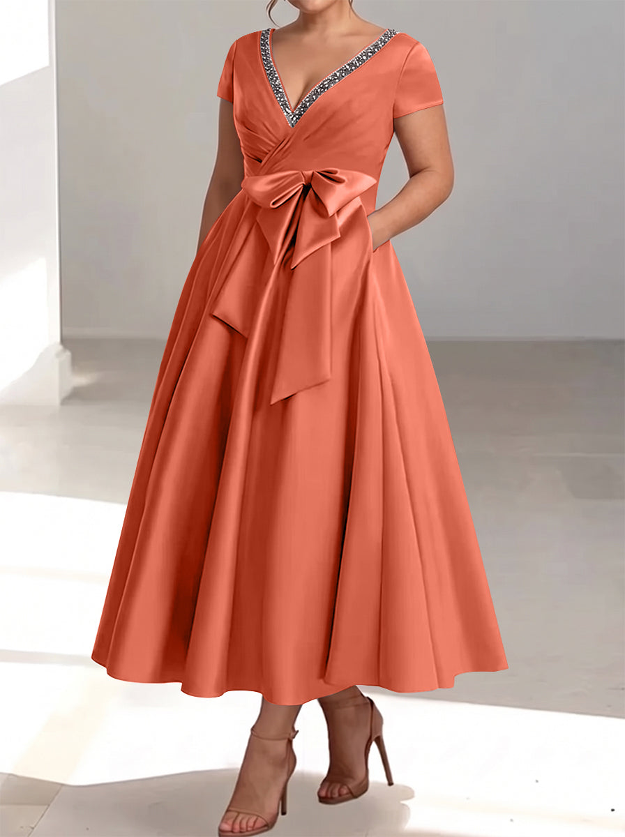 A-Line/Princess V-Neck Plus Size Mother of the Bride Dresses with Pockets & Ruffles