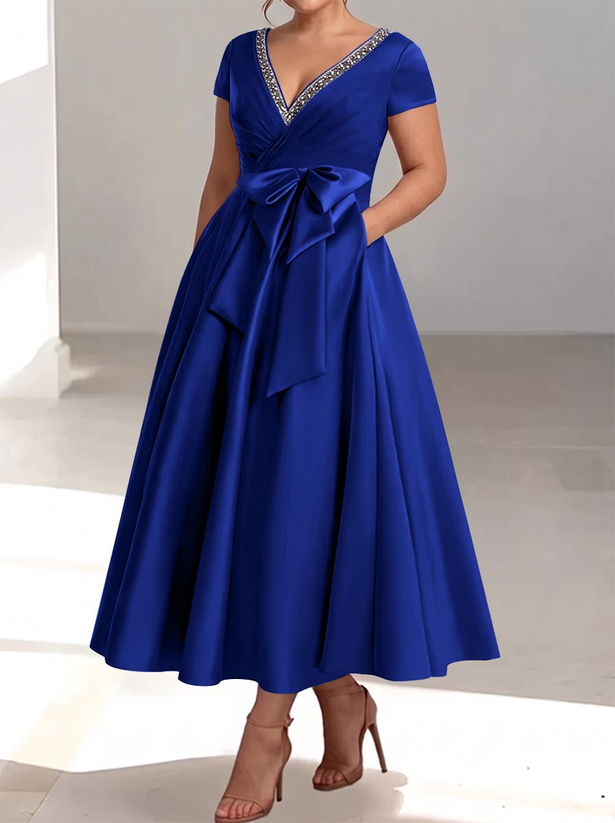 A-Line/Princess V-Neck Plus Size Mother of the Bride Dresses with Pockets & Ruffles