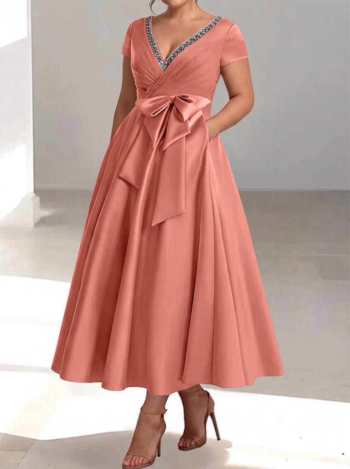 A-Line/Princess V-Neck Plus Size Mother of the Bride Dresses with Pockets & Ruffles
