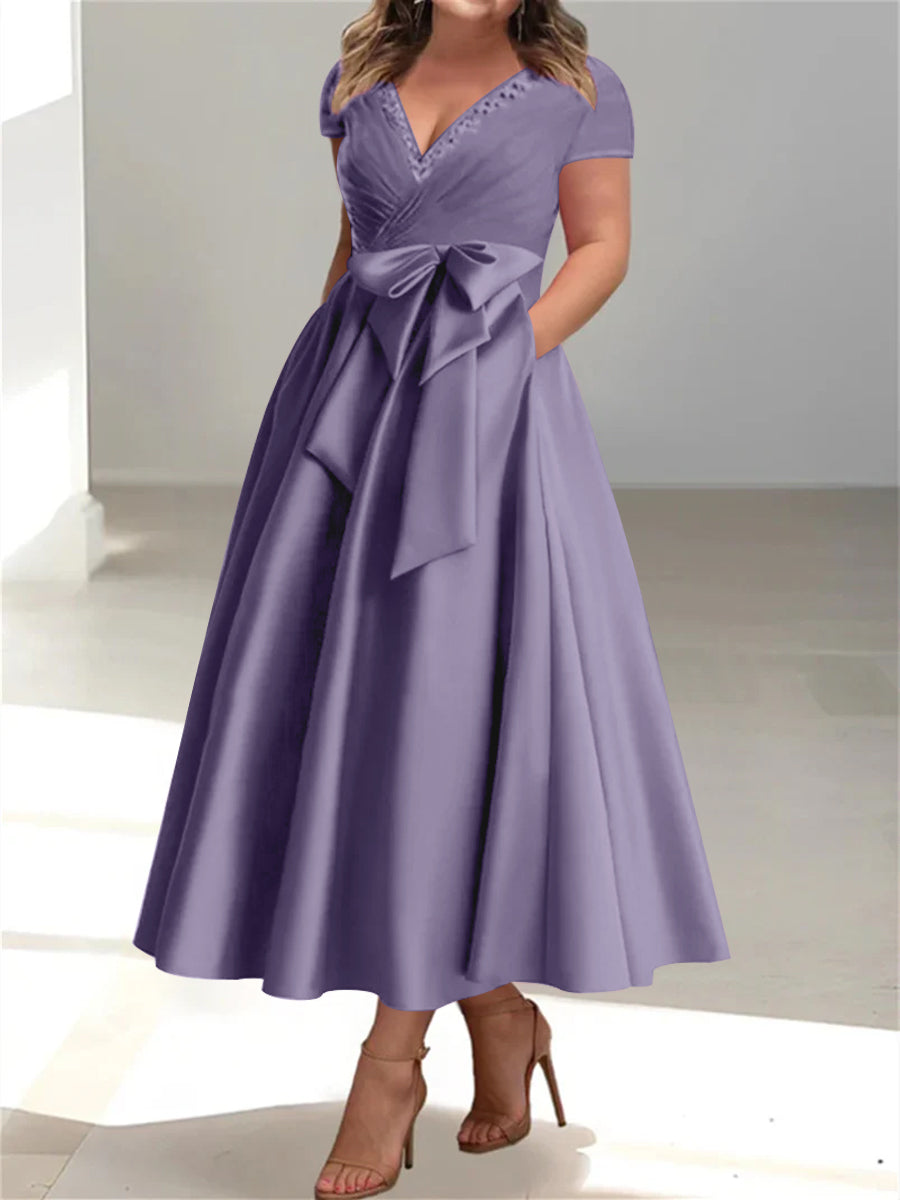 A-Line/Princess V-Neck Plus Size Mother of the Bride Dresses with Pockets & Ruffles