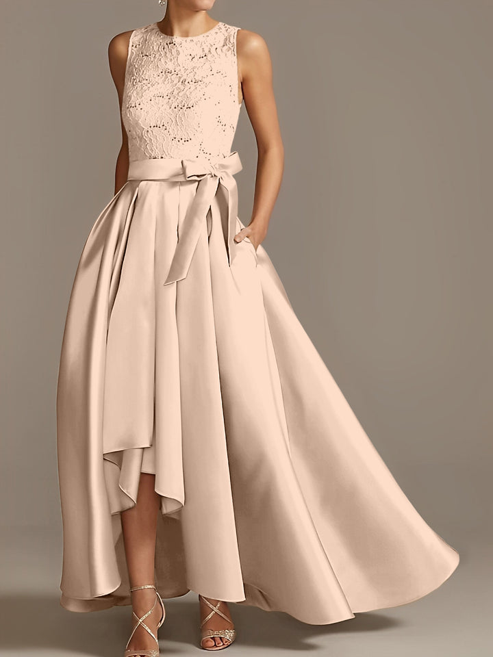 A-Line/Princess Jewel Neck Sleeveless Mother Of The Bride Dresses With Pleats Lace