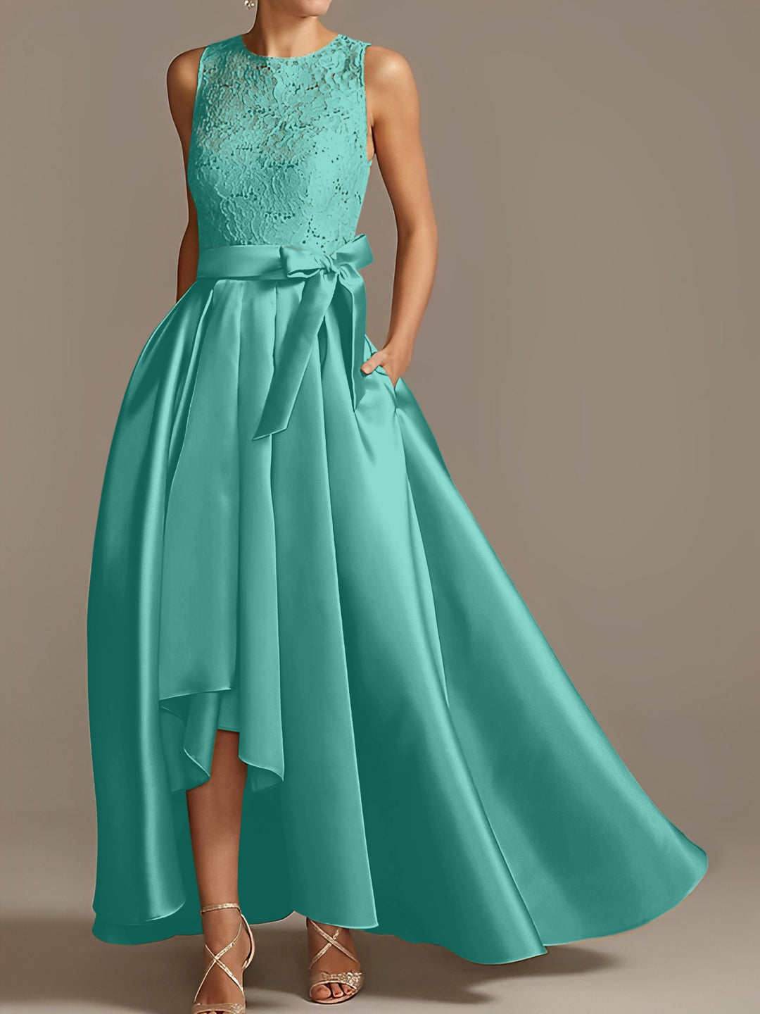 A-Line/Princess Jewel Neck Sleeveless Asymmetrical Mother Of The Bride Dresses With Pleats