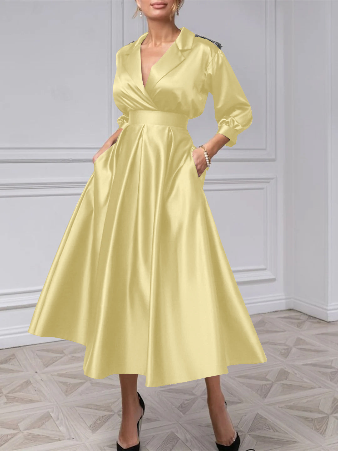 A-Line/Princess V-Neck 3/4 Sleeves Mother Of The Bride Dresses With Beading