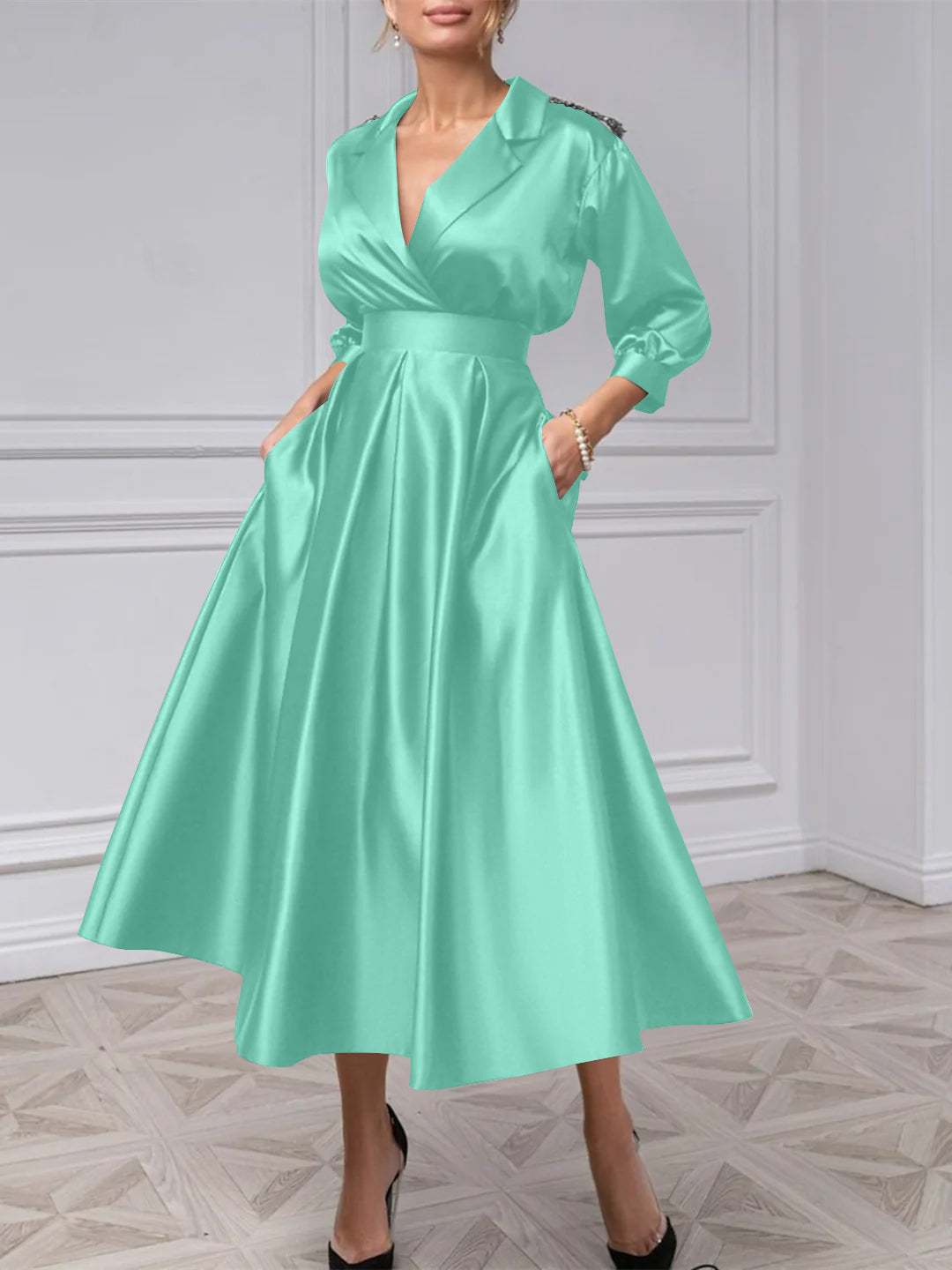 A-Line/Princess V-Neck 3/4 Sleeves Mother Of The Bride Dresses With Beading