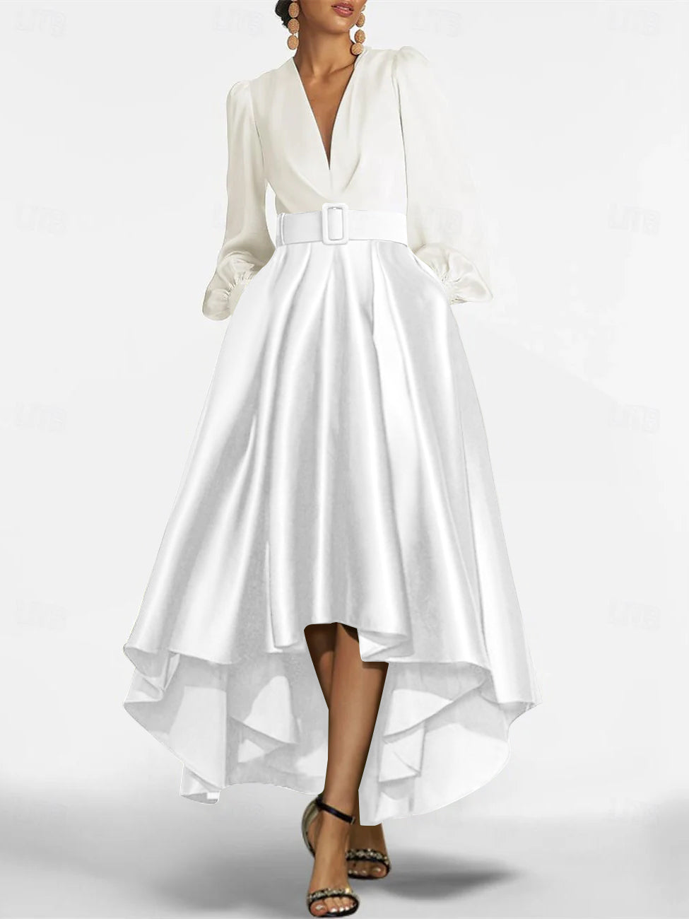 A-Line/Princess V-Neck Asymmetrical Mother Of The Bride Dresses With Belt