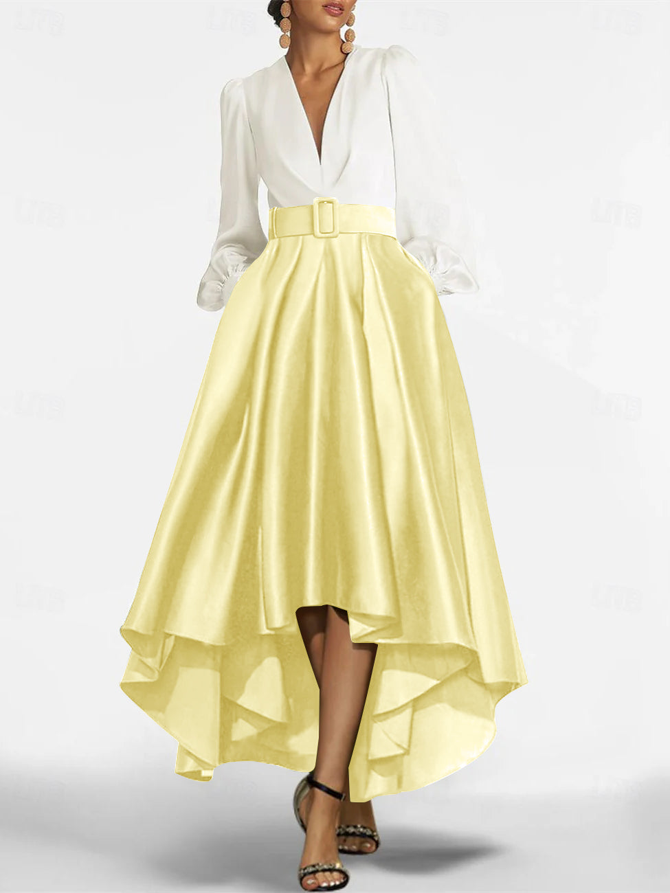 A-Line/Princess V-Neck Asymmetrical Mother Of The Bride Dresses With Belt
