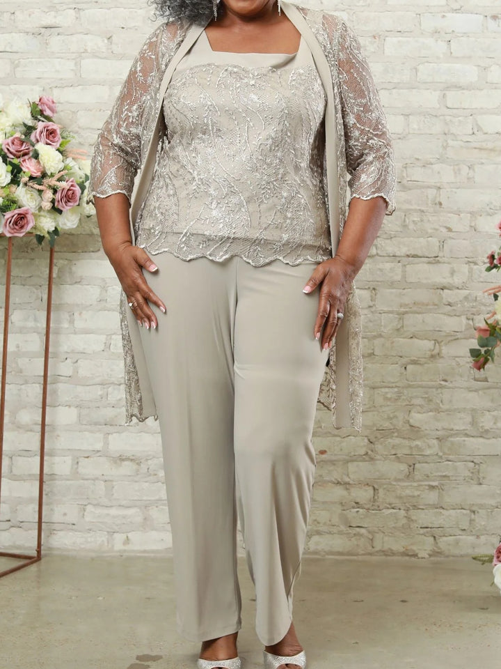 Polyester 3 Pieces Square Neck 3/4 Length Sleeves Plus Size Mother of the Bride Dresses with Jacket & Shimmering Print