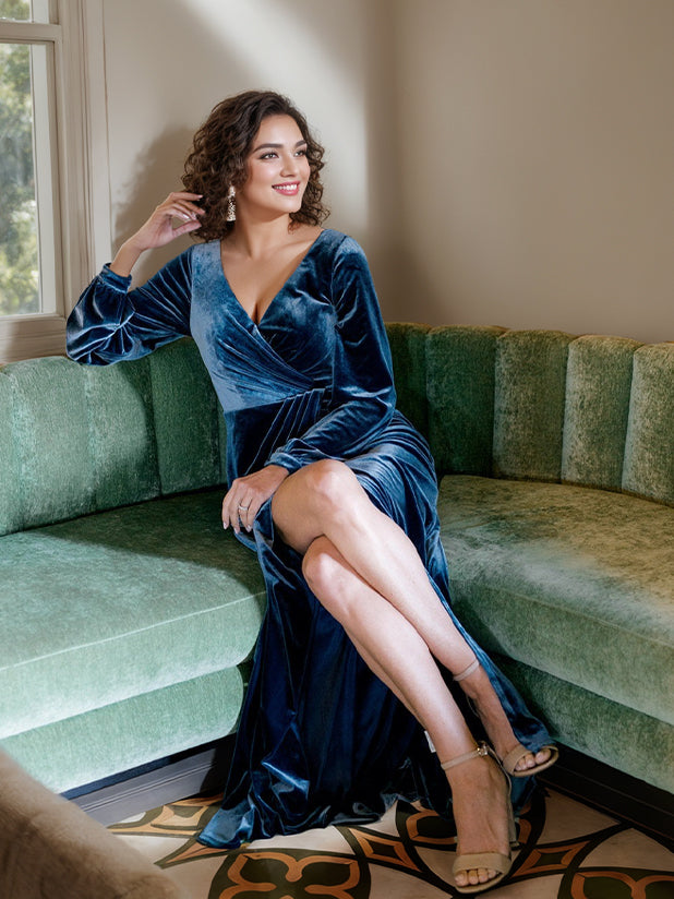 blue velvet mother of the bride dress Velvet Mother of the Bride Dresses Sheath/Column V-Neck Short Sleeves Floor-Length Wedding Guest Gowns with Ruffles & Appliques, Ink Blue main image 0
