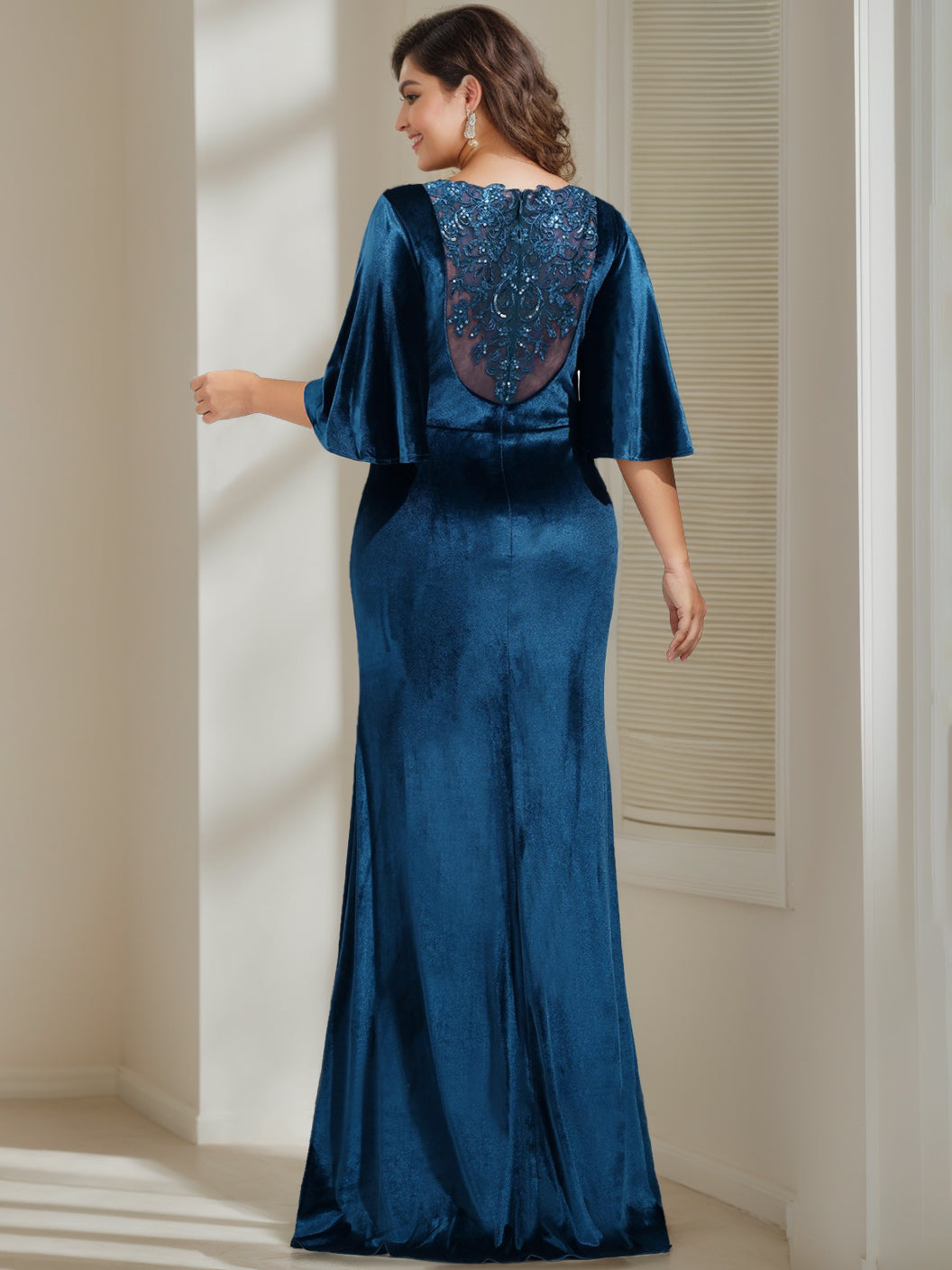 2026 Velvet Mother of the Bride Dresses Sheath/Column V-Neck Short Sleeves Floor-Length Wedding Guest Gowns with Ruffles & Appliques, Ink Blue
