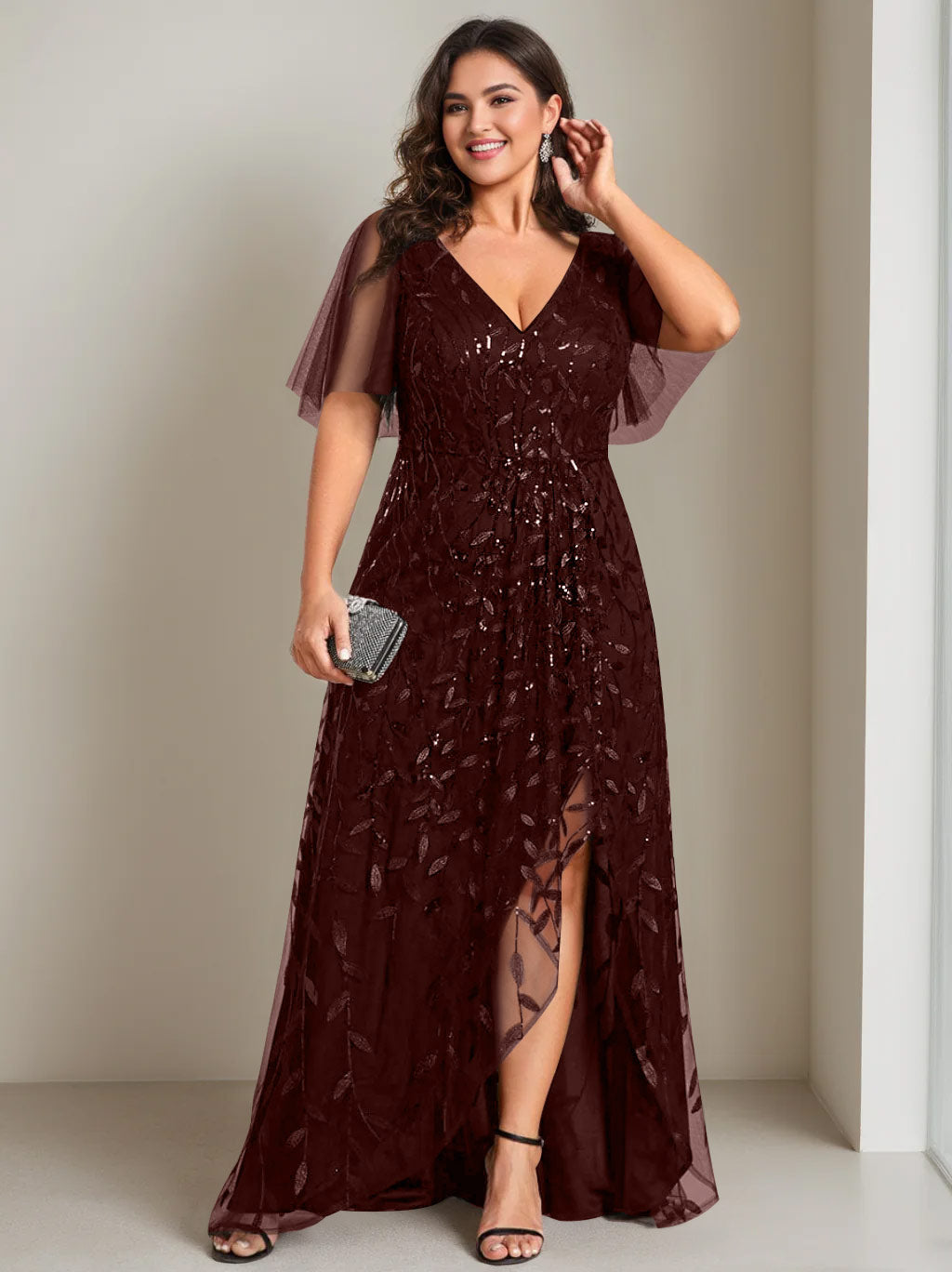 A-Line/Princess V-Neck Short Sleeves Asymmetrical Plus Size Mother Of The Bride Dresses with Sequins