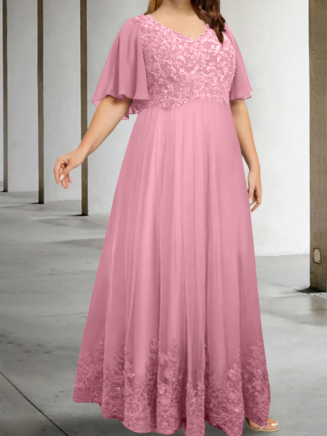 A-Line/Princess V-Neck Half Sleeves Floor-Length Plus Size Mother of the Bride Dresses with Appliques