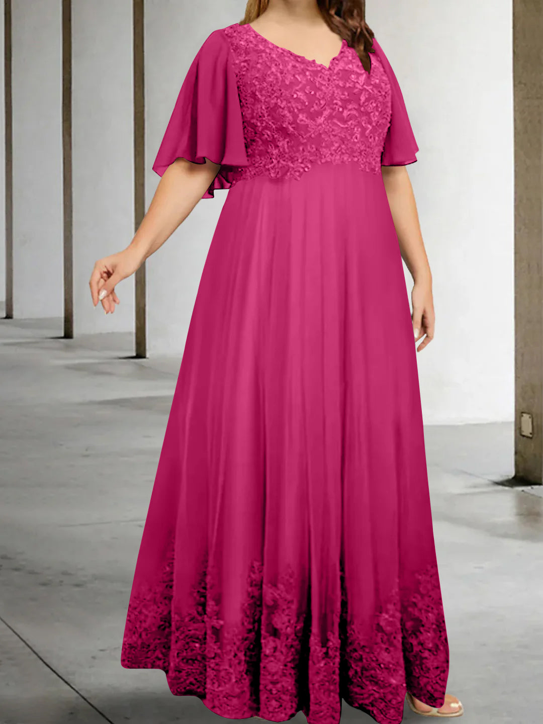 A-Line/Princess V-Neck Half Sleeves Floor-Length Plus Size Mother of the Bride Dresses with Appliques