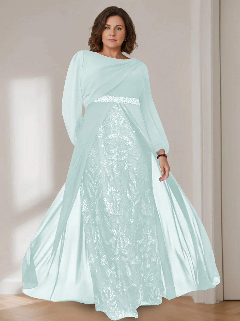 A-Line/Princess Scoop Long Sleeves Floor-Length Plus Size Mother of the Bride Dresses with Sequins