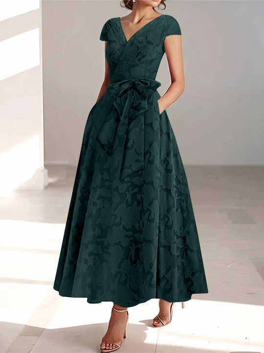 A-Line/Princess V-Neck Short Sleeves Ankle-Length Rose Lace Applique Mother of the Bride Dresses With Pockets & Ruffles