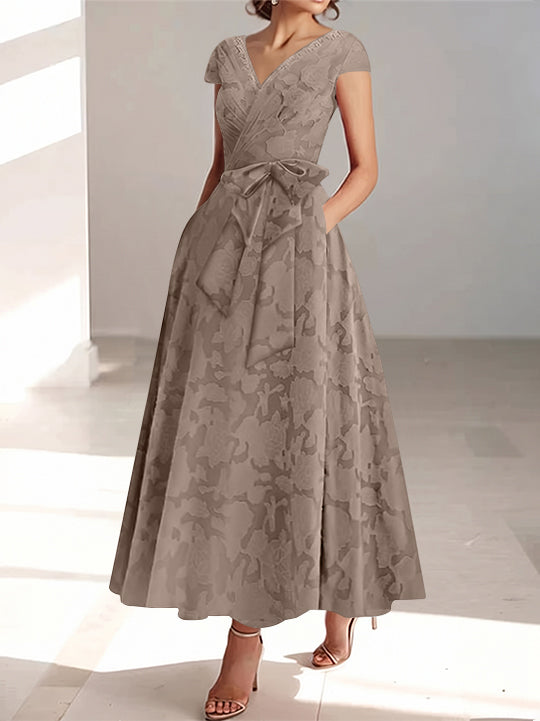 A-Line/Princess V-Neck Short Sleeves Ankle-Length Rose Lace Applique Mother of the Bride Dresses With Pockets & Ruffles