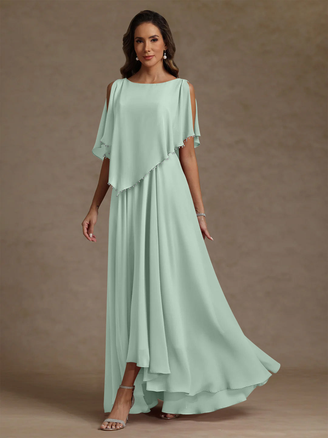 A-Line/Princess Scoop Chiffon Mother of the Bride Dresses Beading Floor-Length Pleated Sleeveless