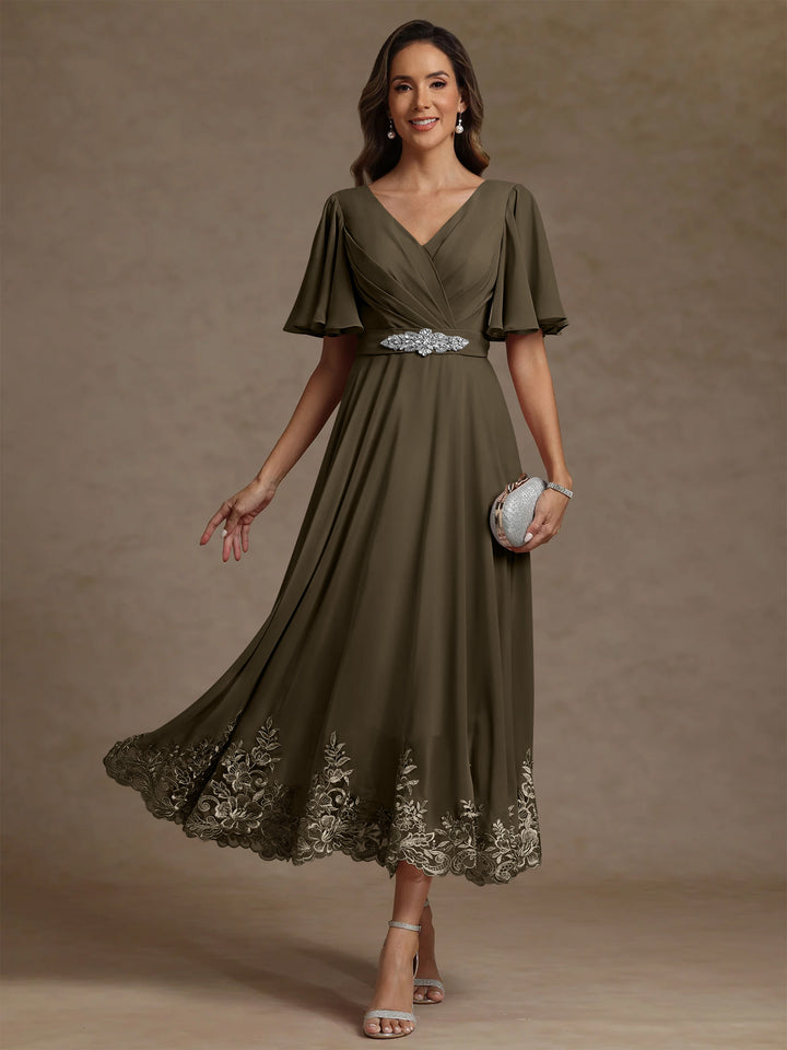 A-Line/Princess V Neck Mother of the Bride Dresses Short Sleeves Chiffon Lace Tea Length with Sash