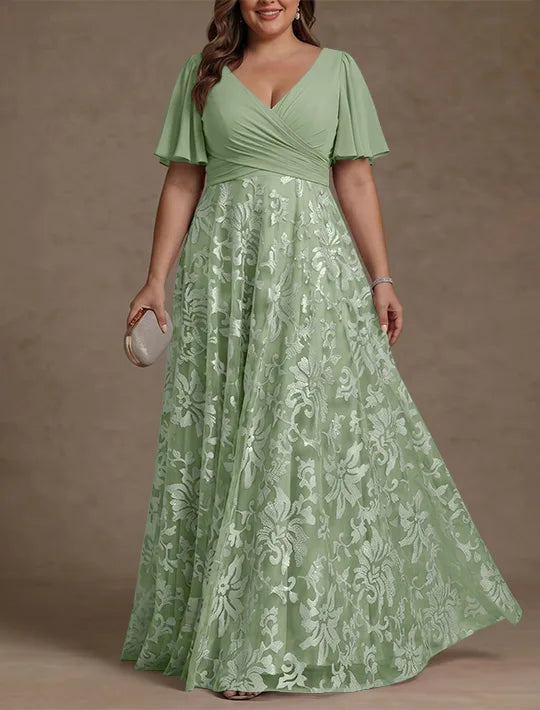 A-Line/Princess V-Neck Plus Size Mother of the Bride Dresses Short Sleeves Chiffon Lace Floor-Length Floral Ruched