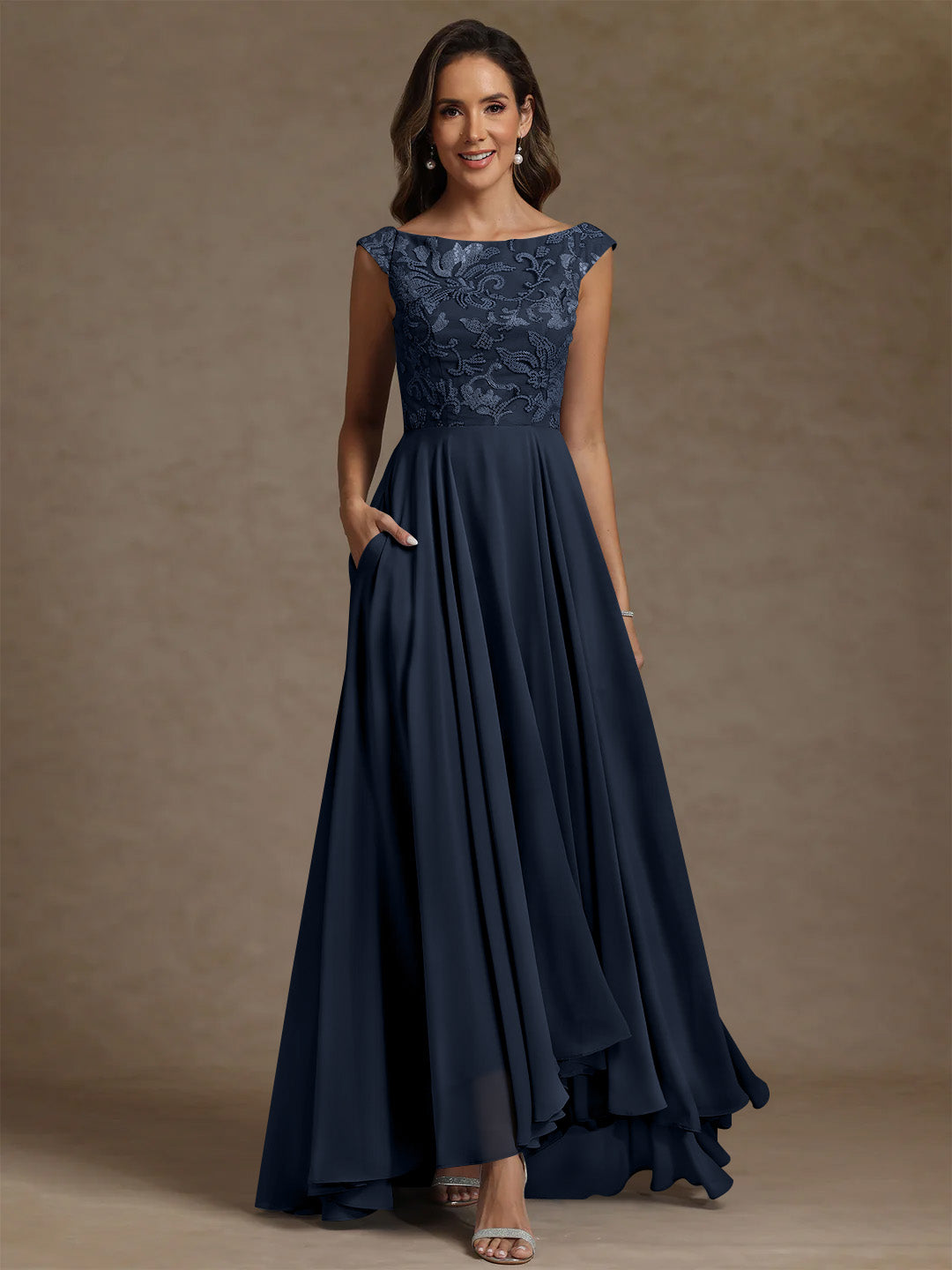 A-Line/Princess Scoop Chiffon Mother of the Bride Dresses Lace Sequins Floor-Length Sleeveless Pleated